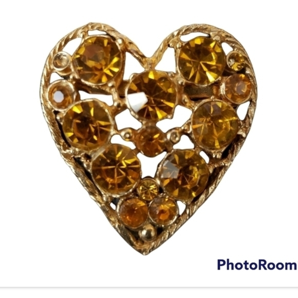 VINTAGE GOLD HEART BROOCH‎